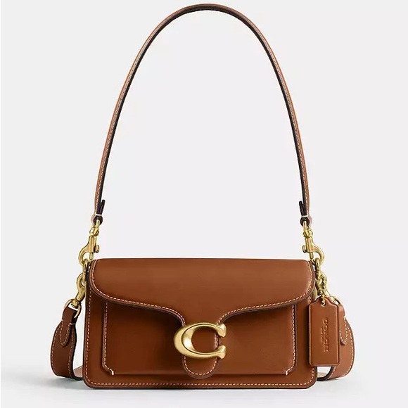 Coach Handbags - Coach
Tabby 26 logo-plaque shoulder bag